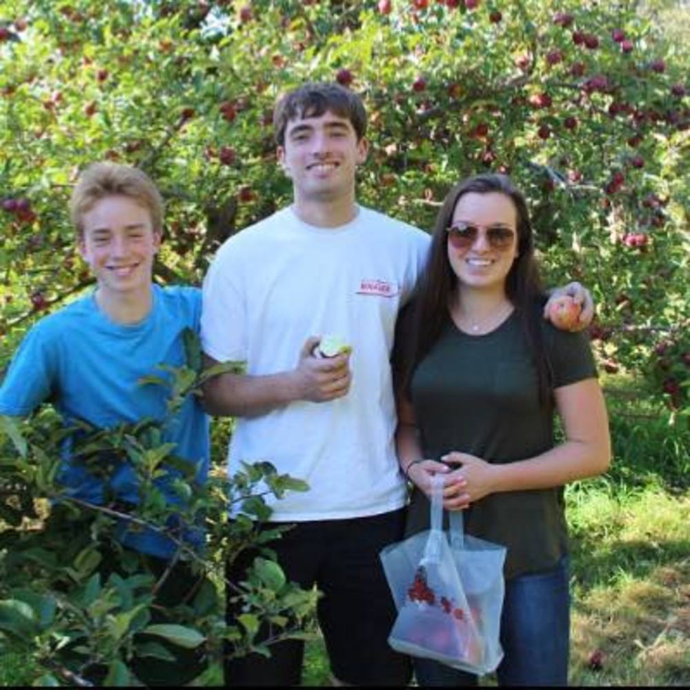 Meet your Posher, Abby